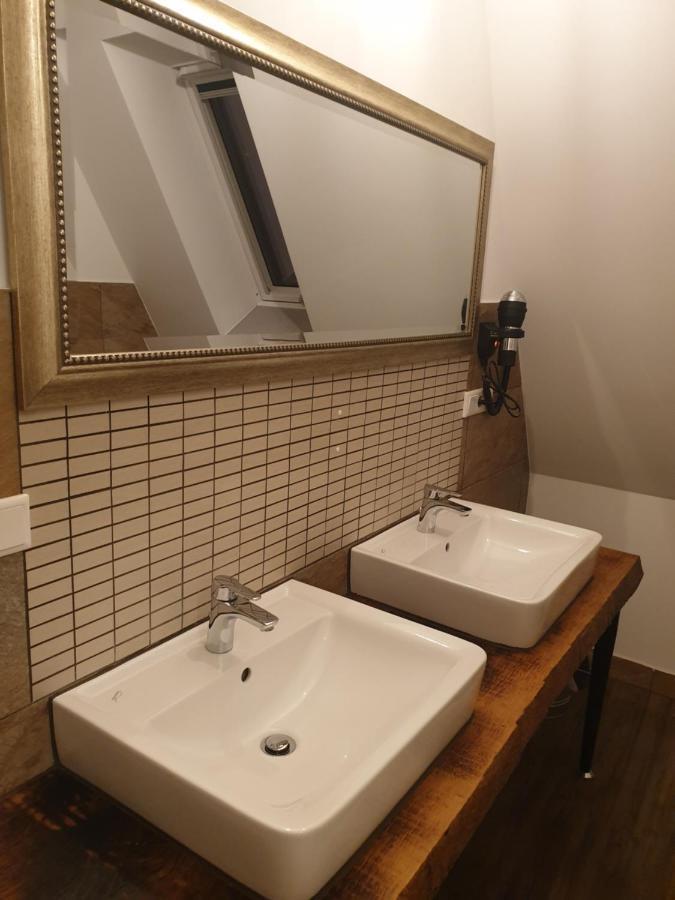 Victory Guesthouse - Handwerker Pension 比勒费尔德 外观 照片